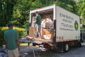 Best Garage Cleanout  in Marion Oaks, FL